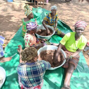 Frauengruppen in Benin nehmen ihre Zukunft selbst in die Hand